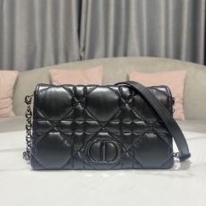 Christian Dior Montaigne Bags